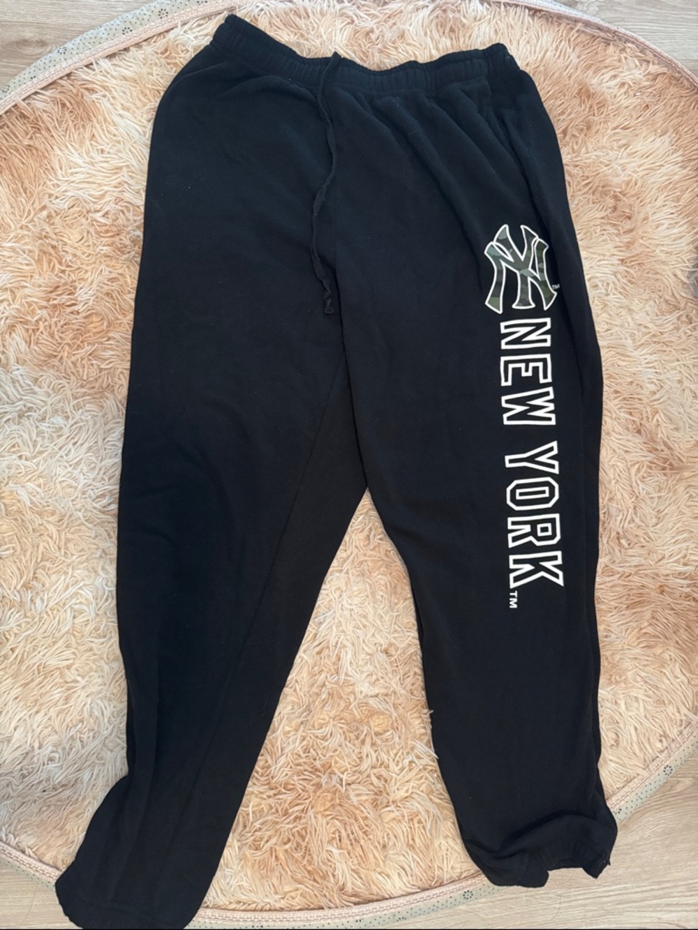 New York Yankees Black Unisex DrawString Sweatpants with Logo